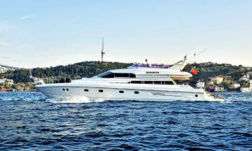 Istanbul Bosphorus Luxury Yacht