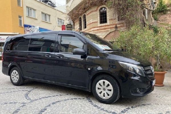 Ford Custom or Mercedes Vito